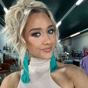 Meet your Posher, Jayna!